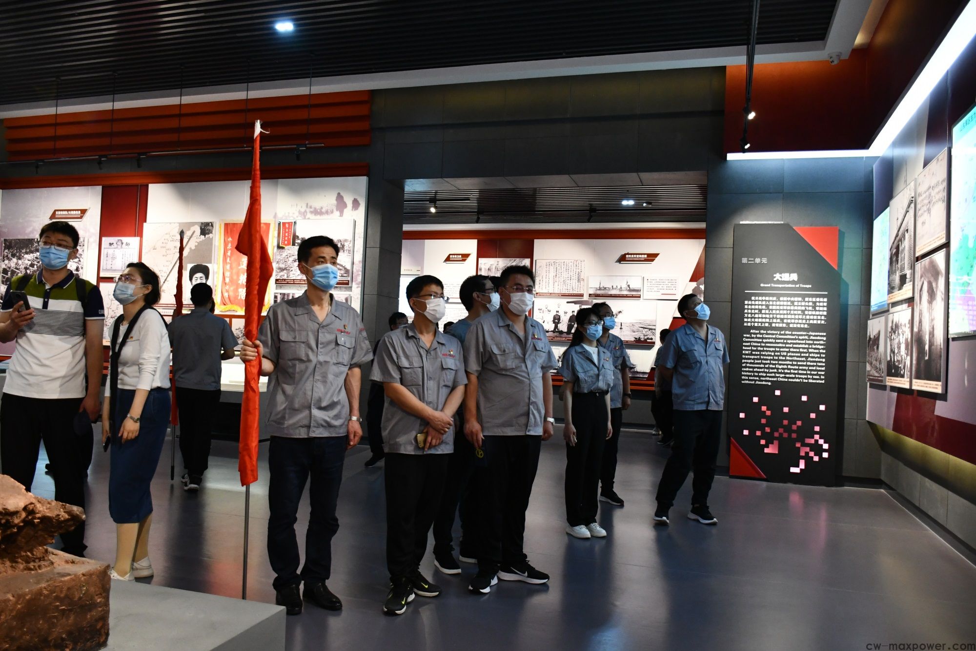 传承红色基因 bbin宝盈集团集团党委开展红色主题党建活动(图8) 传承红色基因 bbin宝盈集团集团党委开展红色主题党建活动(图8)